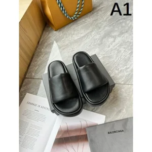 2026 激安期間限定セール BALENCIAGA バレンシアガ レディーススリッパ 商品画像 1