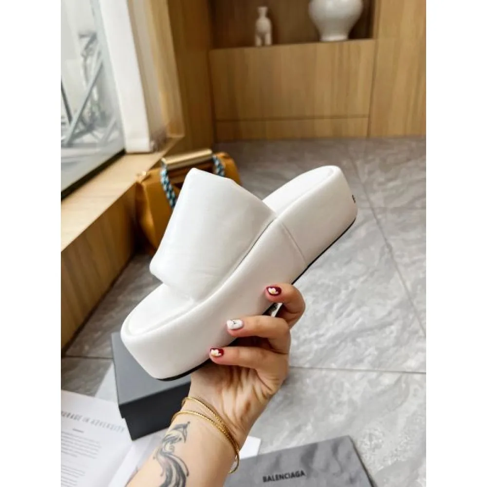 2026 激安期間限定セール BALENCIAGA バレンシアガ レディーススリッパ 商品画像 7