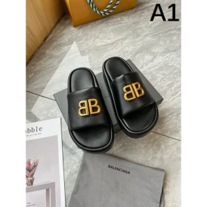 2026 根強い人気定番商品 BALENCIAGA バレンシアガ レディーススリッパ 商品画像 1
