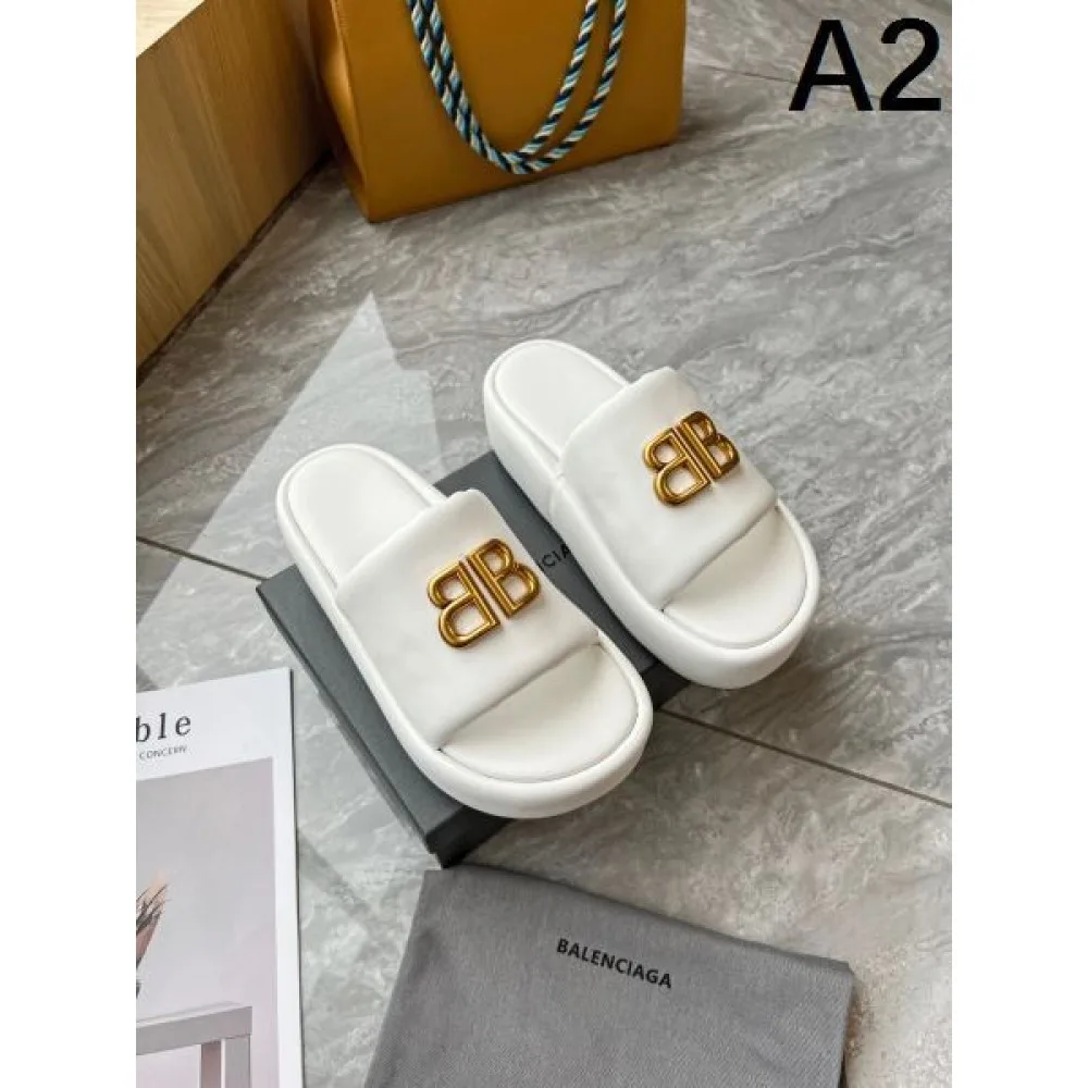 2026 根強い人気定番商品 BALENCIAGA バレンシアガ レディーススリッパ 商品画像 2