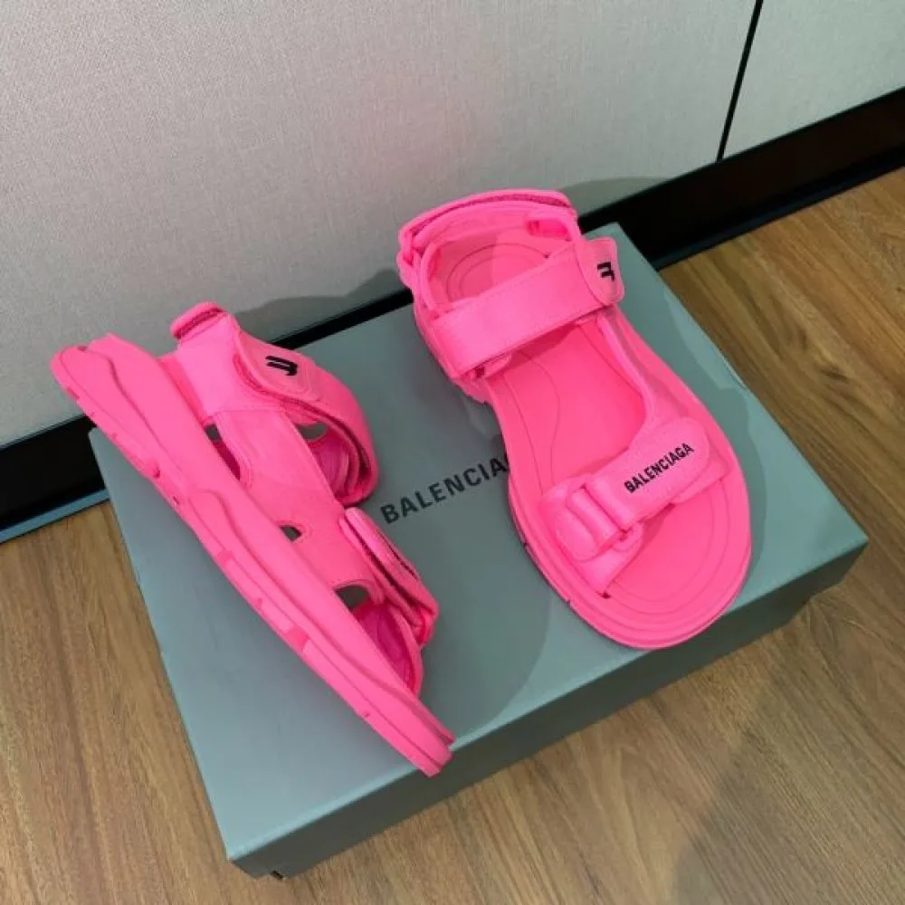 2026 存在感絶大スタイル BALENCIAGA バレンシアガ レディースサンダル 商品画像 3