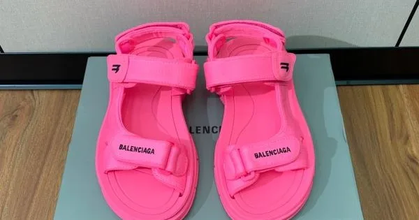 2026 存在感絶大スタイル BALENCIAGA バレンシアガ レディースサンダル 商品画像 10