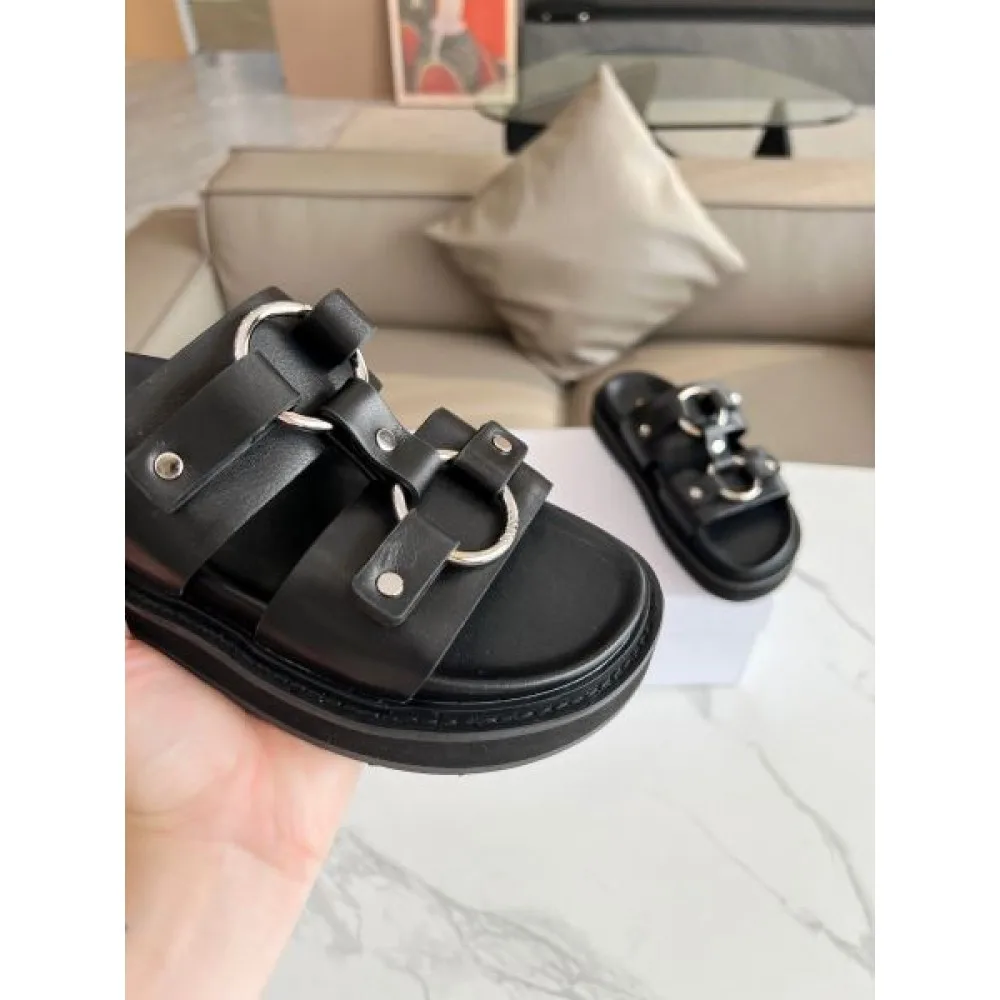 2026 今年の最旬トレンドになる CELINE セリーヌ レディーススリッパ 商品画像 9