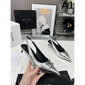2026 春夏のおしゃれを楽しんで CELINE セリーヌ レディースサンダル 商品画像 1
