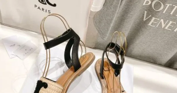2026 雑誌掲載も多数注目の新作 CELINE セリーヌ レディースサンダル 商品画像 11