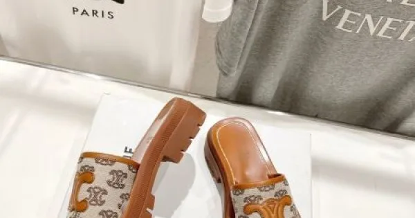 2026 夏の最旬スタイルを楽しい CELINE セリーヌ レディーススリッパ 商品画像 11