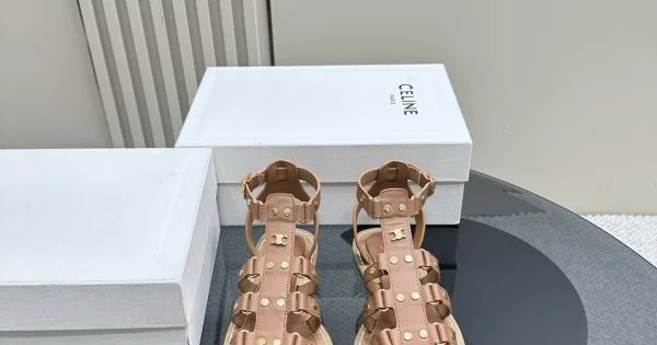 2026 根強い人気定番商品 CELINE セリーヌ レディースサンダル 商品画像 11