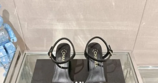 2026 ゆったり感のあるアイテム CHANEL シャネル レディースサンダル 商品画像 11