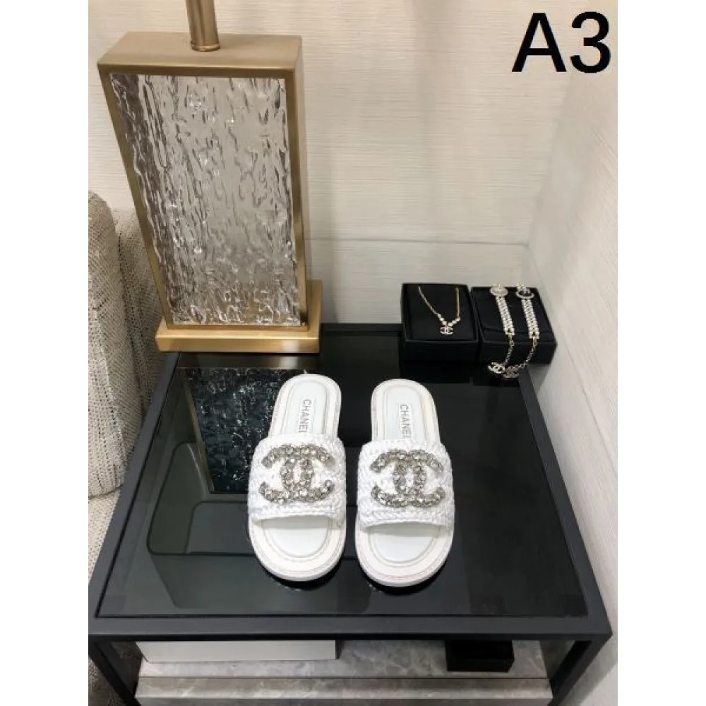 2026 インパクト抜群のデザイン CHANEL シャネル レディーススリッパ 商品画像 3
