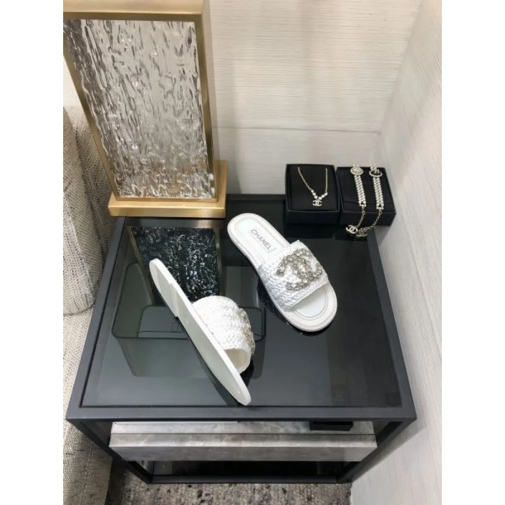 2026 インパクト抜群のデザイン CHANEL シャネル レディーススリッパ 商品画像 6