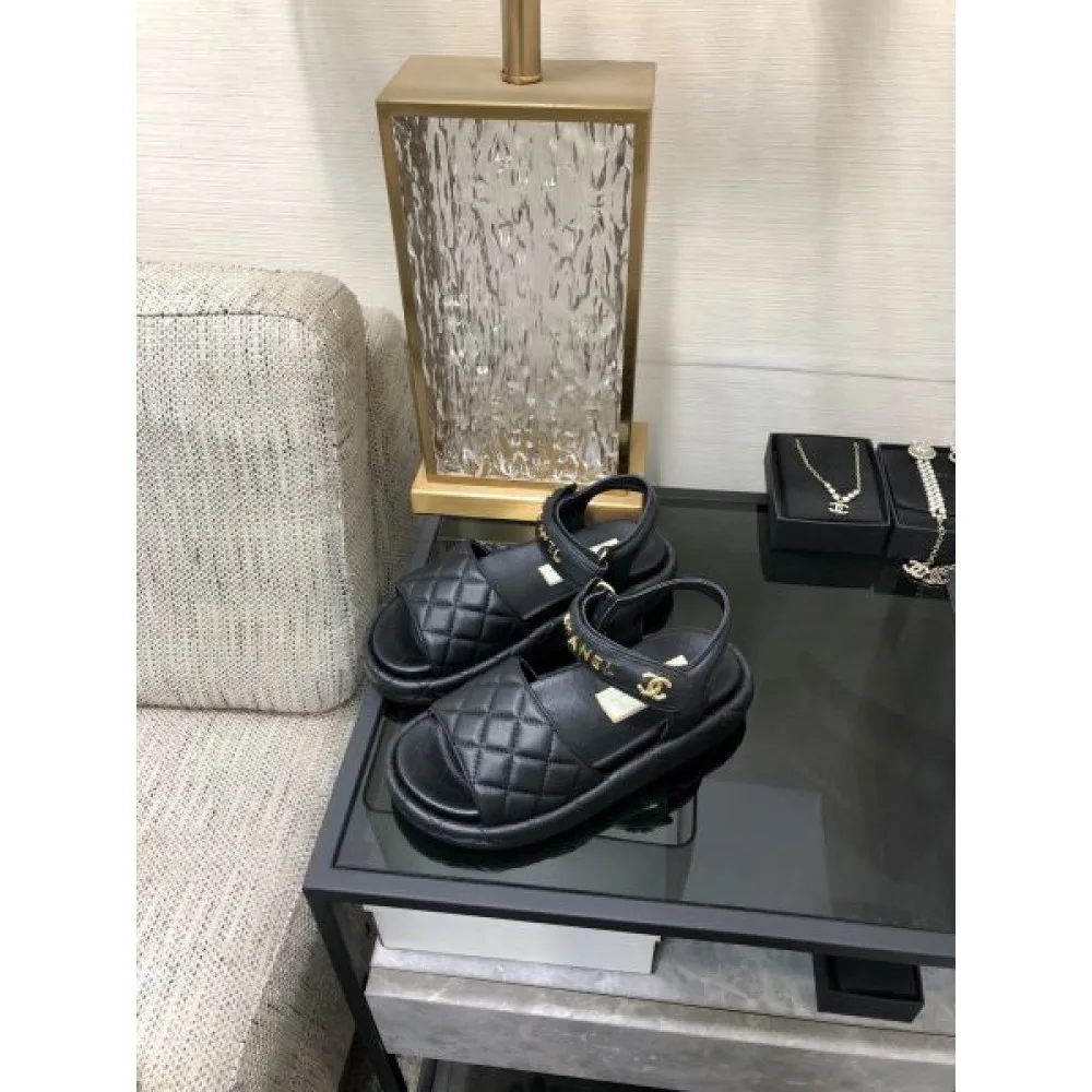 2026 上品なカジュアルコーデに CHANEL シャネル レディースサンダル 商品画像 4