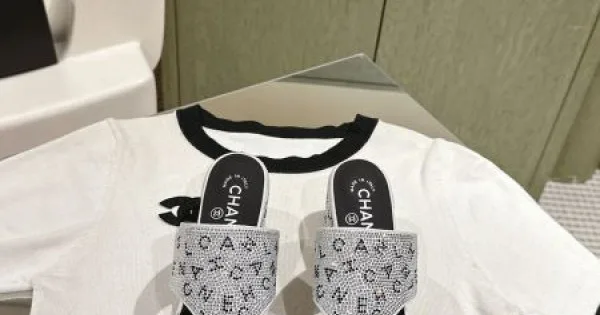 2026 海外セレブが注目アイテム CHANEL シャネル レディーススリッパ 商品画像 11