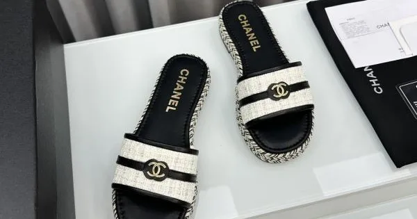 2026 気軽におしゃれを楽しめる CHANEL シャネル レディーススリッパ 商品画像 11