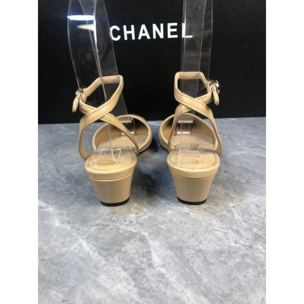 2026 レトロな雰囲気が漂う CHANEL シャネル レディースサンダル 商品画像 8