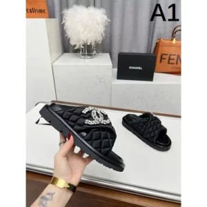 2026 奇跡のセール特価! CHANEL シャネル レディースサンダル 商品画像 1