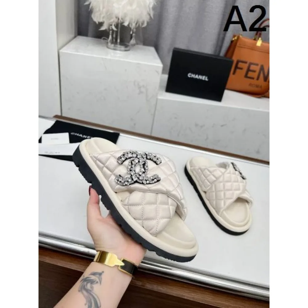 2026 奇跡のセール特価! CHANEL シャネル レディースサンダル 商品画像 2