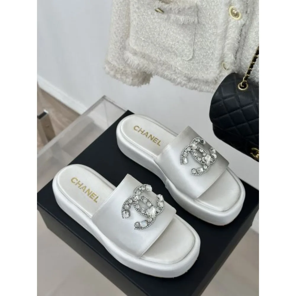 2026 限定発売の夏季新作 CHANEL シャネル レディースサンダル 商品画像 4