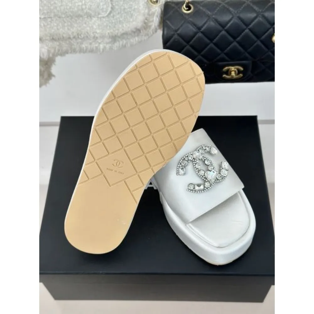 2026 限定発売の夏季新作 CHANEL シャネル レディースサンダル 商品画像 9