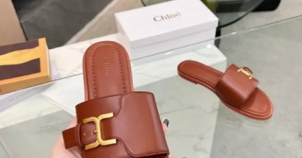 2026 カジュアルなのに高感度が高く CHLOE クロエ レディーススリッパ 商品画像 11
