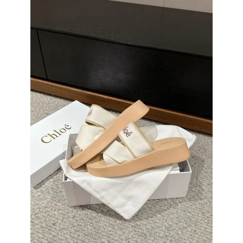 2026 キレイ色チェック春夏 CHLOE クロエ レディースサンダル 商品画像 5
