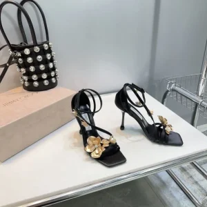 2026 トレンド感満載 JIMMY CHOO ジミーチュウ レディースサンダル 商品画像 1