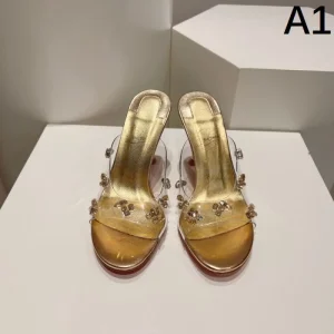 2026 確保済み CHRISTIAN LOUBOUTIN クリスチャンルブタン レディースサンダル 商品画像 1