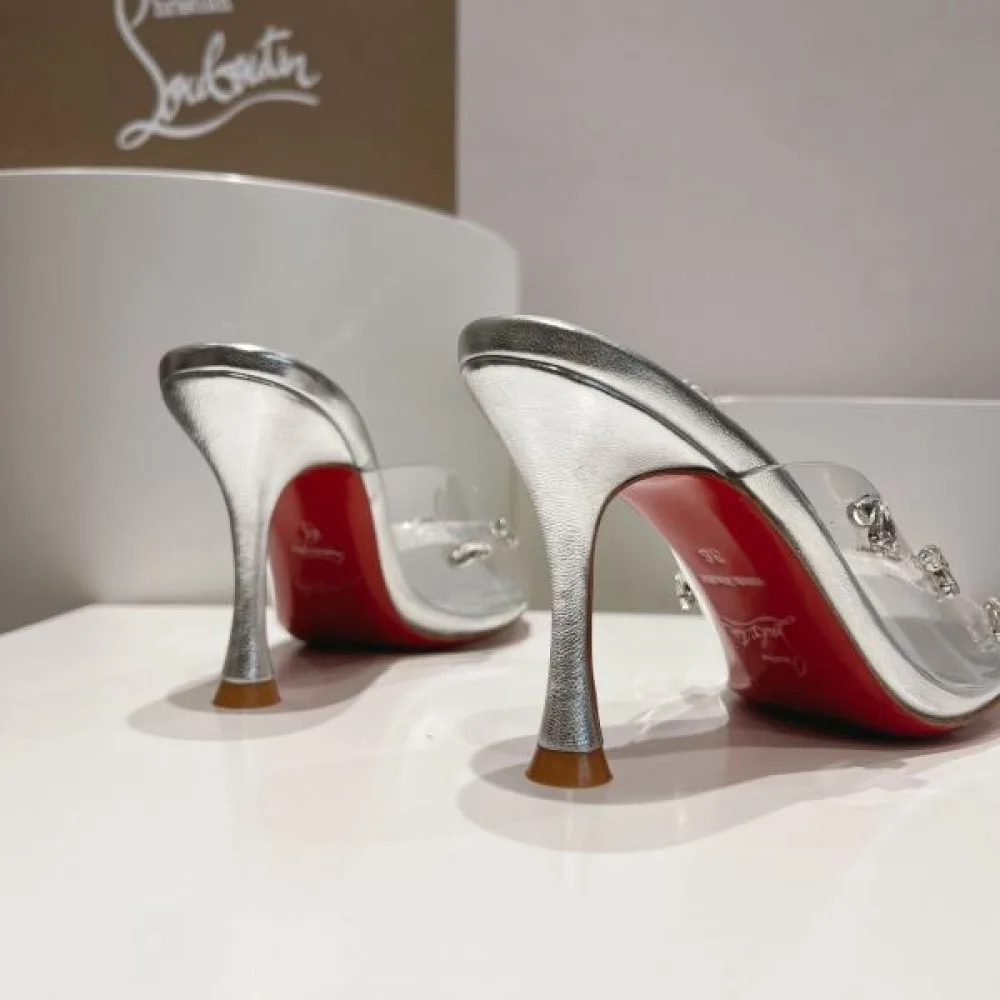 2026 確保済み CHRISTIAN LOUBOUTIN クリスチャンルブタン レディースサンダル 商品画像 8