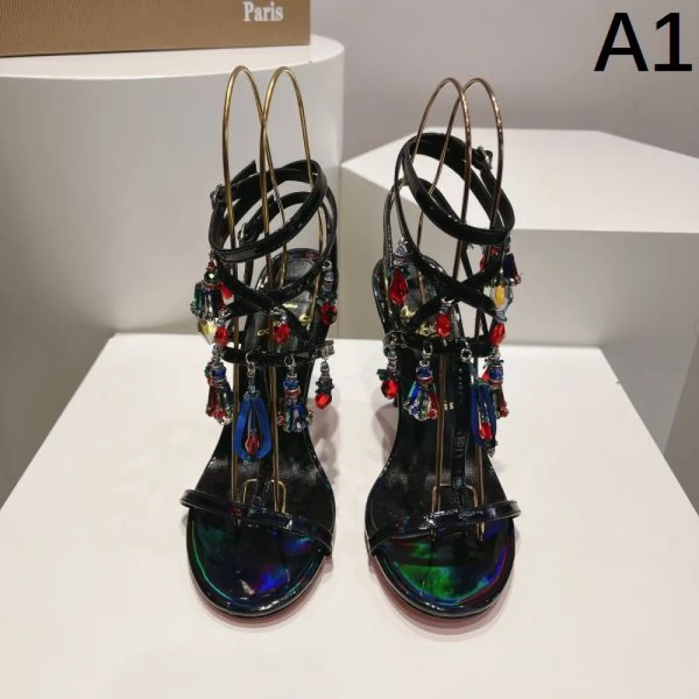 2026 大変お得 CHRISTIAN LOUBOUTIN クリスチャンルブタン レディースサンダル 商品画像 1