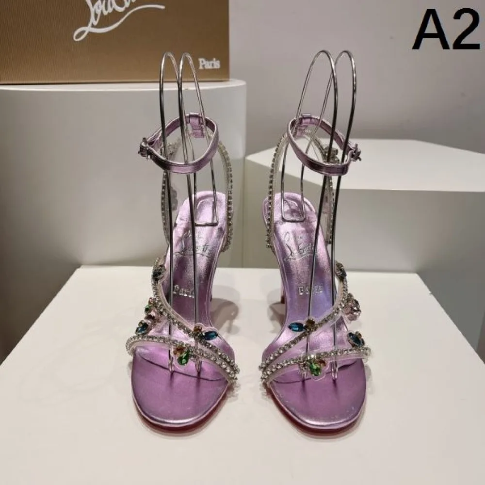 2026 期間限定 CHRISTIAN LOUBOUTIN クリスチャンルブタン レディースサンダル 商品画像 2