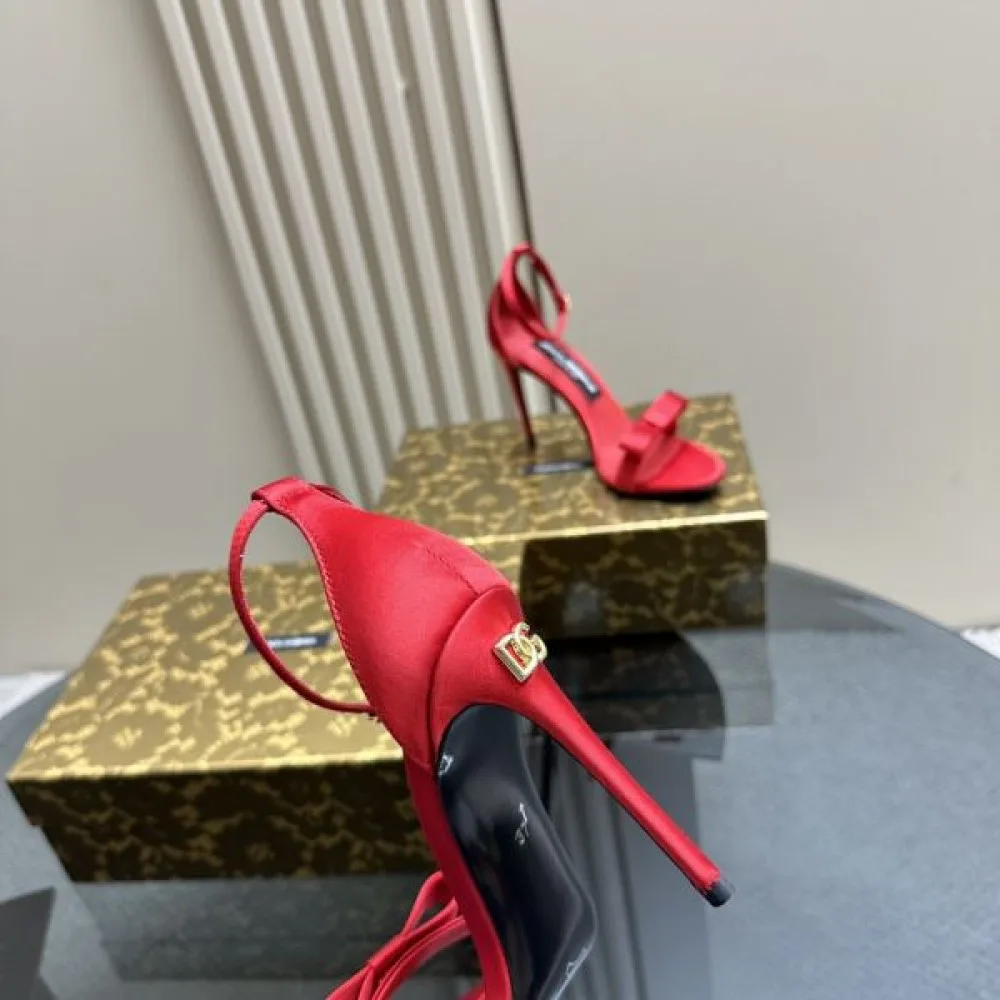 2026 魅力的な美品 DOLCE&GABBANA ドルチェ&ガッバーナ レディースサンダル 商品画像 5