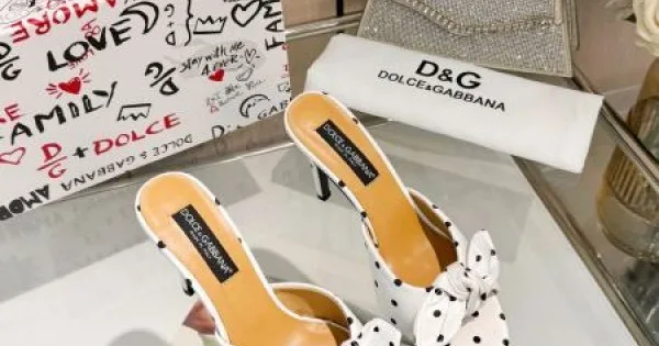 2026 一目惚れ DOLCE&GABBANA ドルチェ&ガッバーナ レディースサンダル 商品画像 11