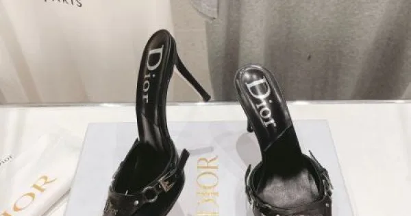 2026 人気アイテムお早めに DIOR ディオール レディースサンダル 商品画像 11