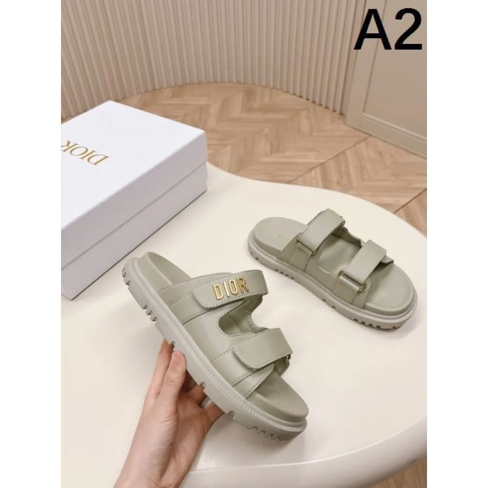 2026 使えて可愛いデザイン夏新品 DIOR ディオール レディーススリッパ 商品画像 2