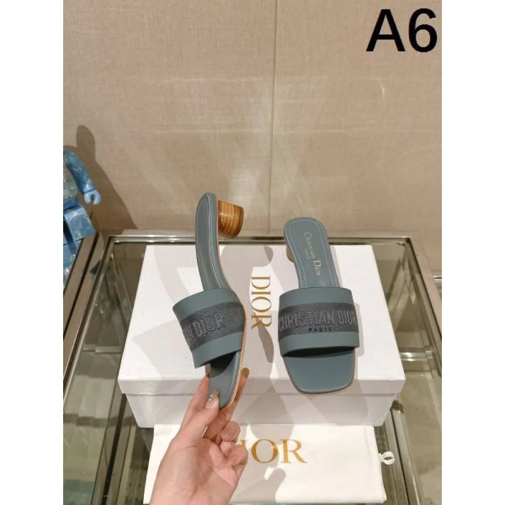 2026 素材感を引き出せるアイテム DIOR ディオール レディーススリッパ 商品画像 6