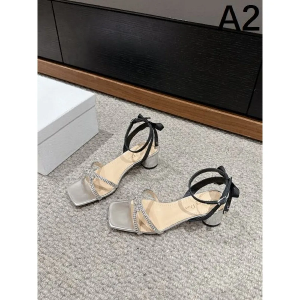 2026 春夏新作コレクション DIOR ディオール レディースサンダル 商品画像 2