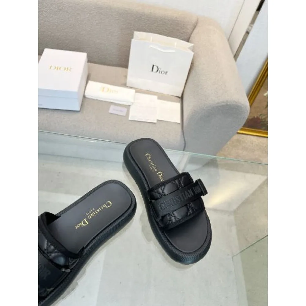 2026 春夏新作も続々登場! DIOR ディオール レディースサンダル 商品画像 7