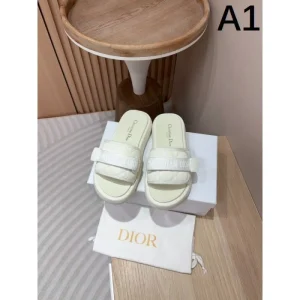 2026 新作いきなり値下げ! DIOR ディオール レディースサンダル 商品画像 1