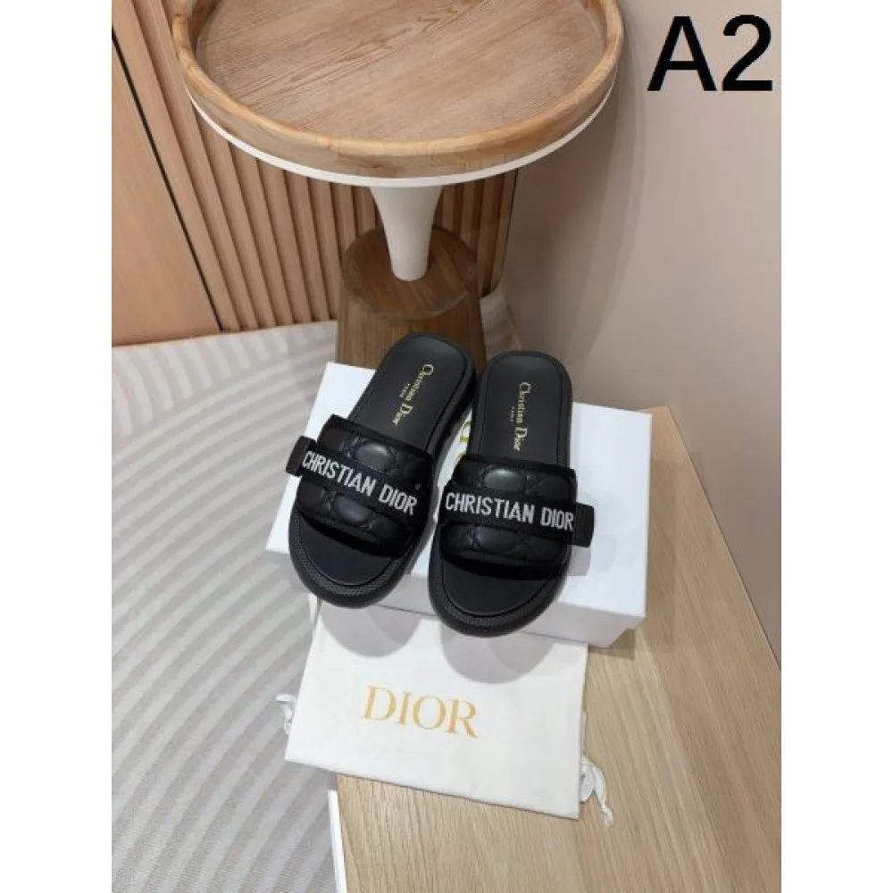 2026 新作いきなり値下げ! DIOR ディオール レディースサンダル 商品画像 2