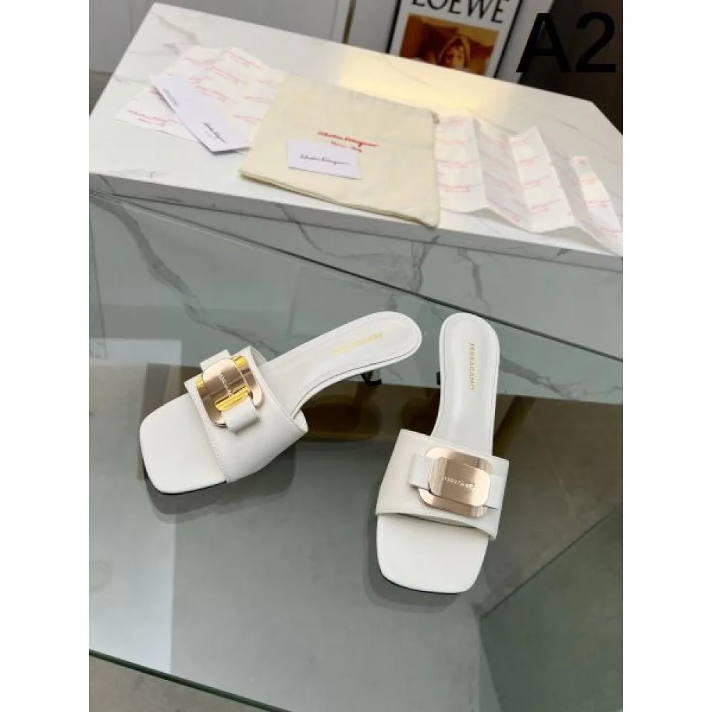 2026 今季人気 FERRAGAMO サルヴァトーレ フェラガモ レディーススリッパ 商品画像 2