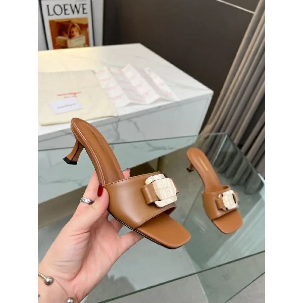 2026 今季人気 FERRAGAMO サルヴァトーレ フェラガモ レディーススリッパ 商品画像 6