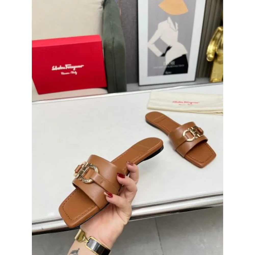 2026 春夏新作 FERRAGAMO サルヴァトーレ フェラガモ レディーススリッパ 商品画像 5