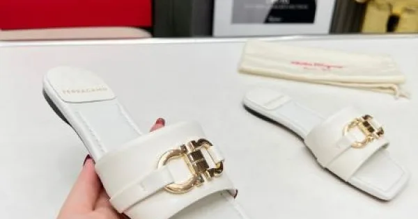 2026 春夏新作 FERRAGAMO サルヴァトーレ フェラガモ レディーススリッパ 商品画像 11