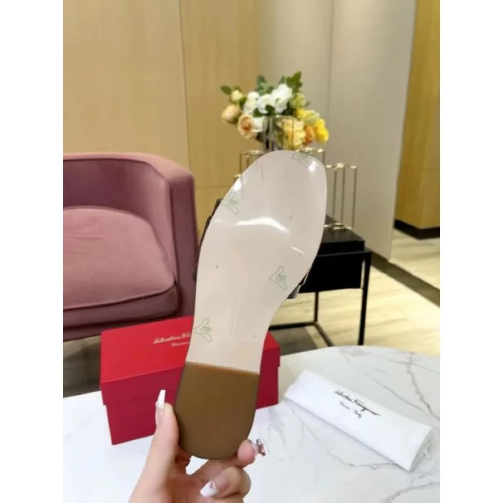 2026 完売前に FERRAGAMO サルヴァトーレ フェラガモ レディーススリッパ 商品画像 9