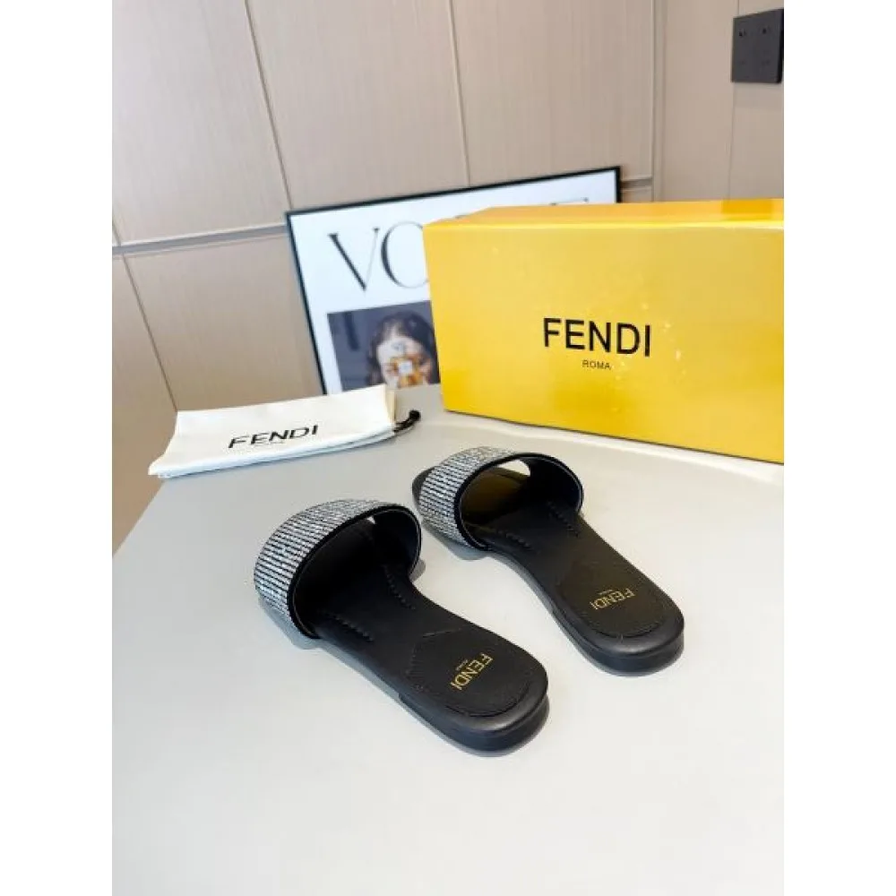 2026 VIPセールでまさかの破格 FENDI フェンデイ レディーススリッパ 商品画像 8