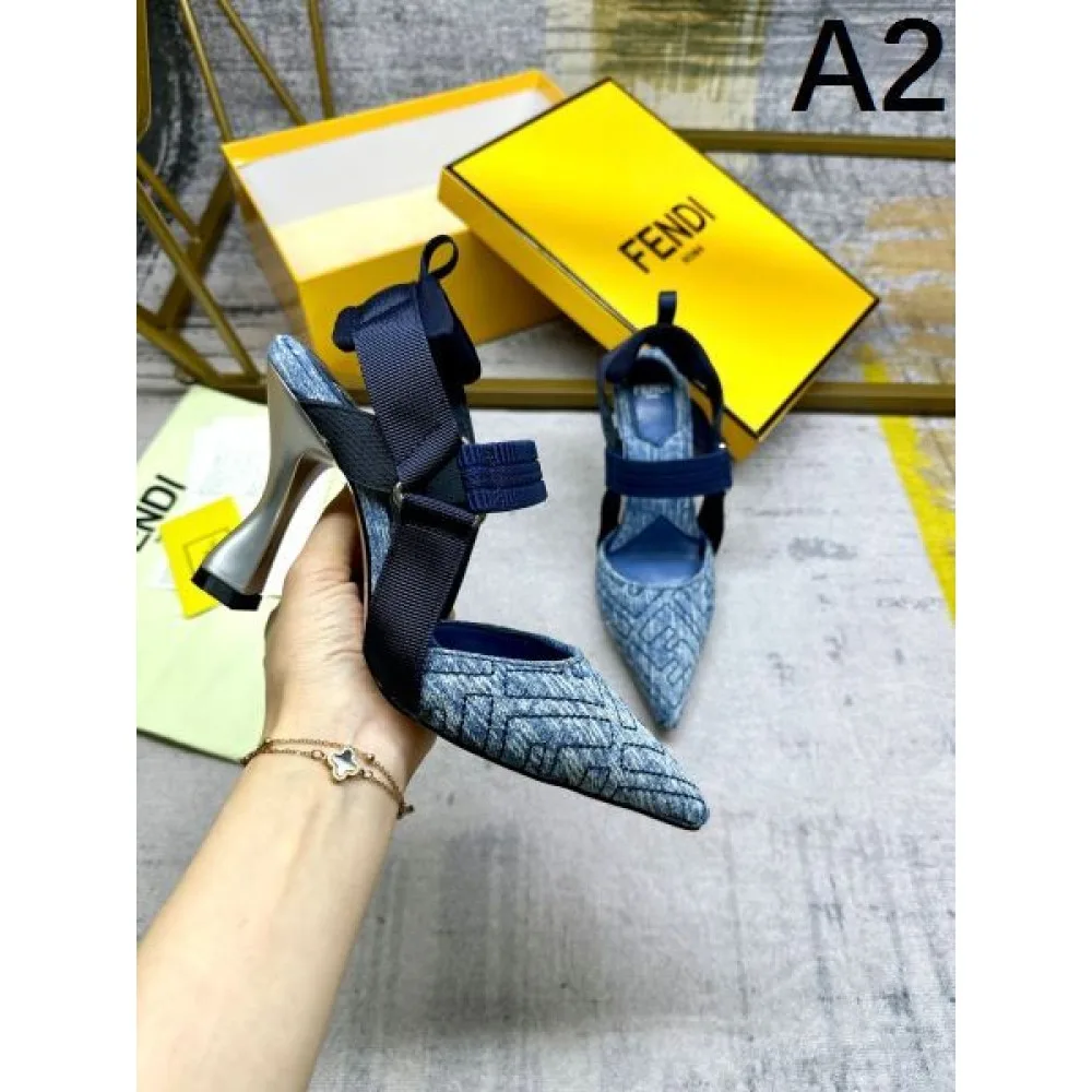 2026 春夏季超人気手元在庫あり FENDI フェンデイ レディースサンダル 商品画像 2