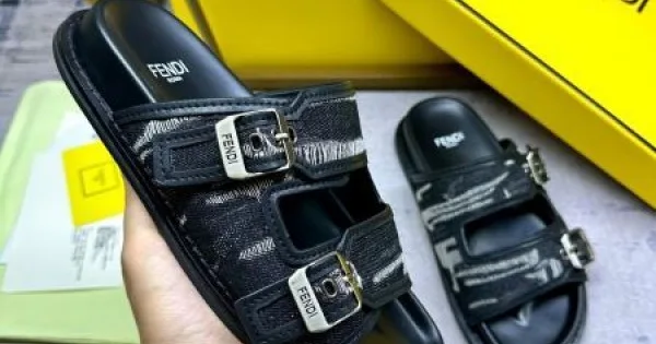 2026 上品カジュアルな雰囲気に FENDI フェンデイ レディーススリッパ 商品画像 11