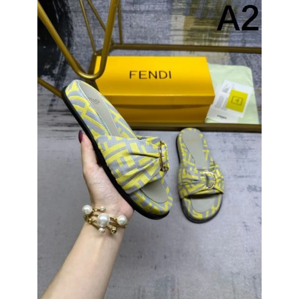 2026 素晴らしい春夏の新作 FENDI フェンデイ レディースサンダル 商品画像 2