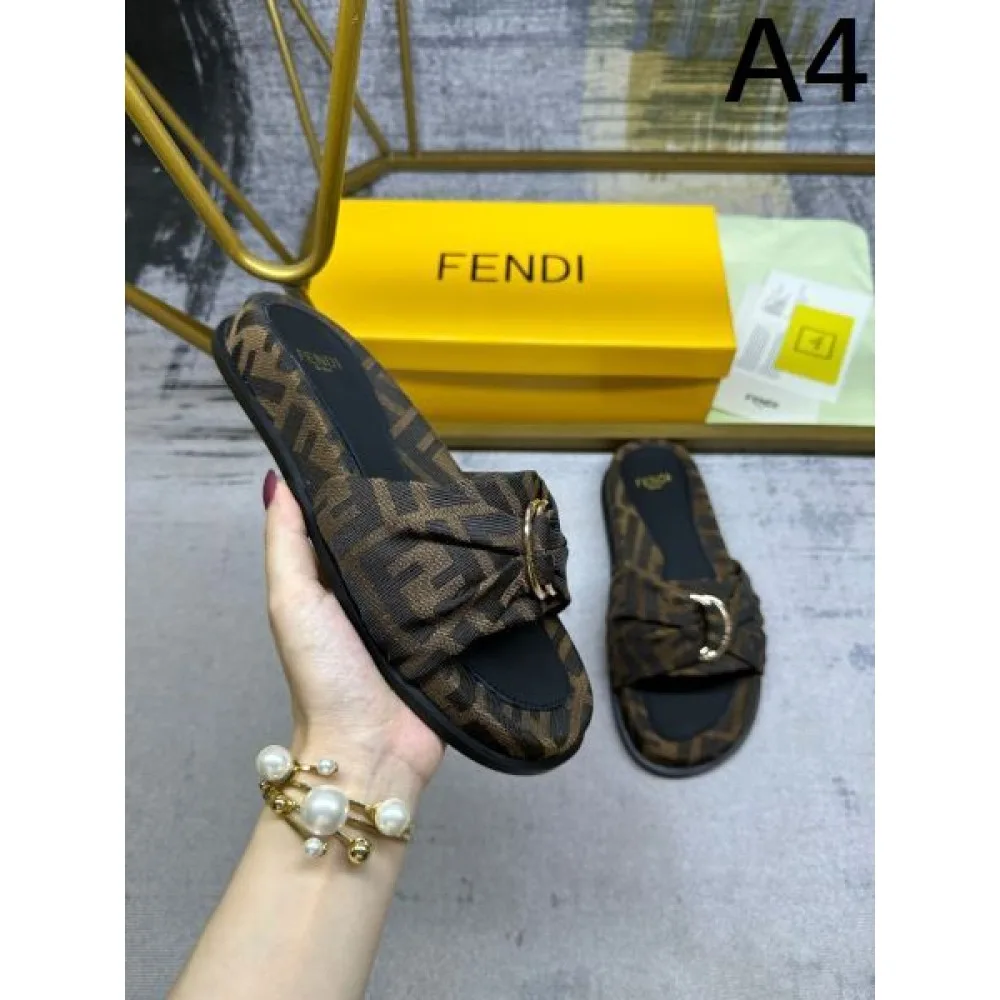 2026 素晴らしい春夏の新作 FENDI フェンデイ レディースサンダル 商品画像 4
