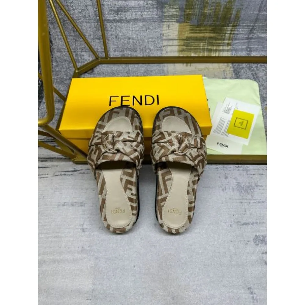 2026 素晴らしい春夏の新作 FENDI フェンデイ レディースサンダル 商品画像 9