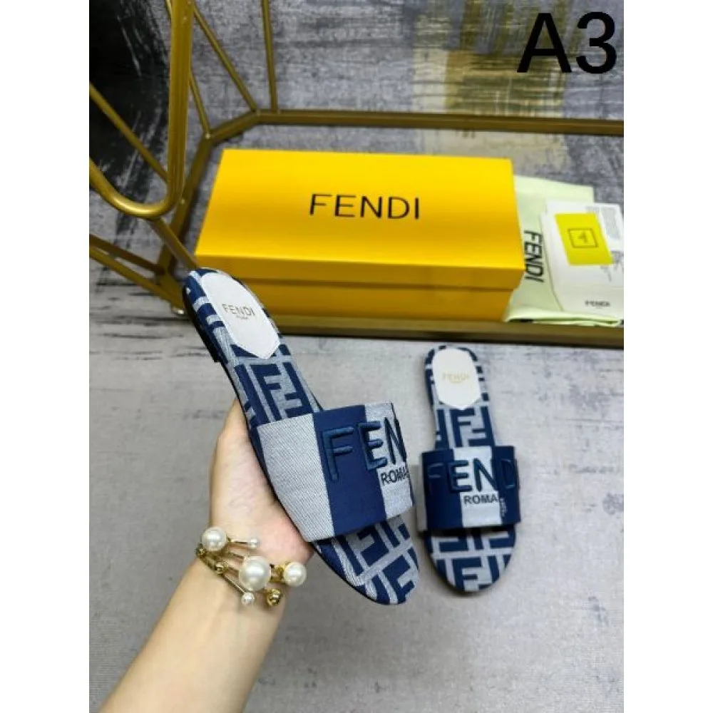 2026 春夏新作完売雑誌掲載 FENDI フェンデイ レディースサンダル 商品画像 3